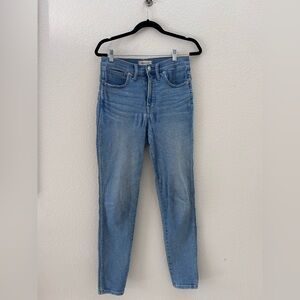 Madewell 10” Ultra High Rise Light Wash Skinny Jeans Size 28